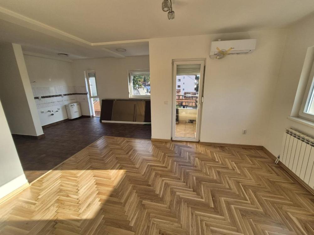 Slika 2 - koste novaković, Dvosoban stan na prodaju, 54m2, 188.800€